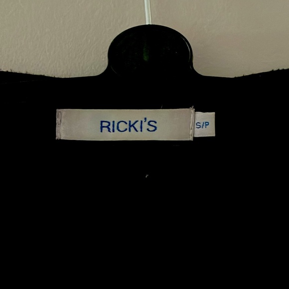 Ricki’s Leather-Lined Blazer with Ruffle Sleeves - Picture 3 of 4